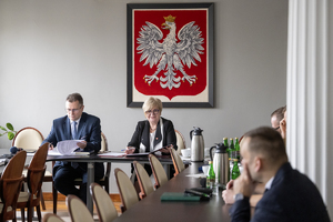 zdjęcia z posiedzenia Zespołu oraz konferencji prasowej
