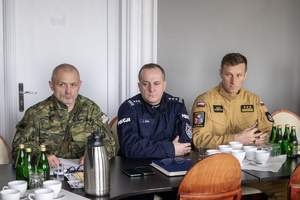 zdjęcia z posiedzenia Zespołu oraz konferencji prasowej