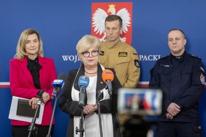 zdjęcia z posiedzenia Zespołu oraz konferencji prasowej