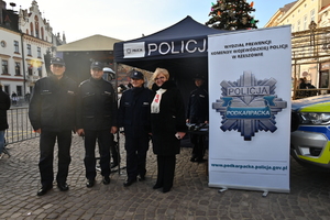 Policjanci biorący udział w 33. Finale