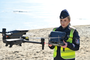 Policjantki i kobiety w służbie cywilnej