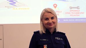 Policjantki i pracownice służby cywilnej