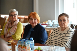 W Komendzie Wojewódzkiej Policji w Rzeszowie odbyło się spotkanie członków Rzeszowskiego Oddziału Ogólnopolskiego Stowarzyszenia „Rodzina Policyjna 1939 r.”. Stowarzyszenie to pełni szczególną rolę w środowisku policyjnym, zajmując się upamiętnieniem funkcjonariuszy Policji Państwowej pomordowanych w czasie II wojny światowej. Wśród zaproszonych gości był Komendant Wojewódzki Policji w Rzeszowie insp. Andrzej Patrzałek