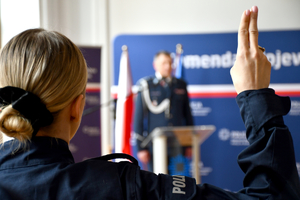 Policjanci podczas ślubowania w auli Komendy Wojewódzkiej Policji w Rzeszowie.