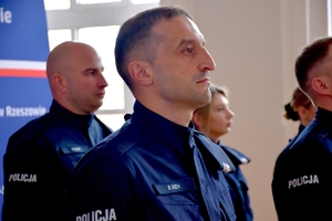 Policjanci podczas ślubowania w auli Komendy Wojewódzkiej Policji w Rzeszowie.