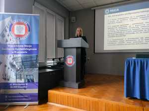 Policjantka na spotkaniu