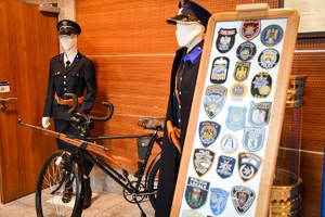 Policjanci oraz uczestnicy konferencji w auli Politechniki Rzeszowskiej podczas wykładów