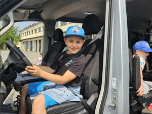 Przedszkolaki na spotkaniu z policyjnymi kontrterrorystami