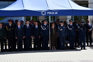 Policjanci i zaproszeni goście podczas uroczystości Święta Policji w Rzeszowie.