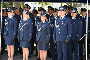 Policjanci i zaproszeni goście podczas obchodów Święta Policji w OPP Rzeszów