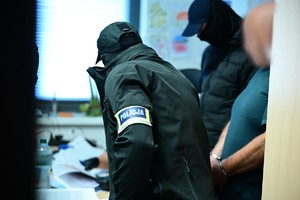 Policjanci podczas czynności służbowych