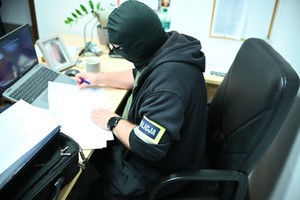 Policjanci podczas czynności służbowych