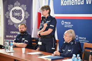 Policjanci podczas szkolenia w auli KWP w Rzeszowie