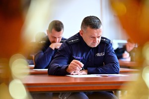 Policjanci podczas konkursu oskarżycieli publicznych