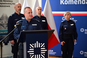 Policjanci podczas konkursu na najlepszego oskarżyciela publicznego.