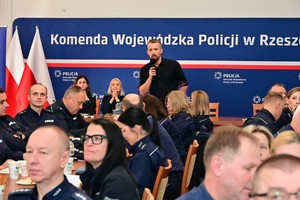 Funkcjonariusze podczas szkolenia