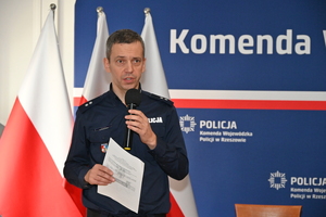 Funkcjonariusze podczas szkolenia