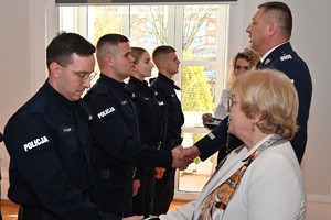 Funkcjonariusze podczas ślubowania