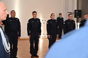 Funkcjonariusze podczas ślubowania