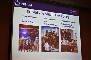 Na zdjęciach funkcjonariusze Policji oraz inni uczestnicy seminarium.