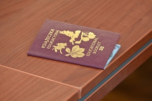 Policjanci i uczestnicy szkolenia podczas spotkania w auli Komendy Wojewódzkiej Policji w Rzeszowie