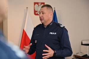 Funkcjonariusze podczas spotkania z Komendantem