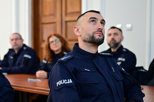 Funkcjonariusze podczas szkolenia.