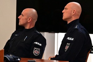 Funkcjonariusze podczas szkolenia.