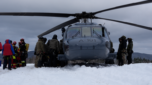 kontrterroryści podczas ćwiczeń