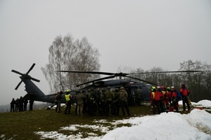 kontrterroryści podczas ćwiczeń