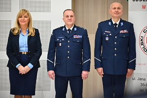 Funkcjonariusze podczas odznaczenia