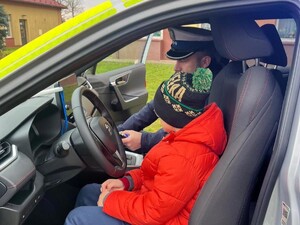 "Kiermasz świąteczny dla Emilki" z udziałem policjantów