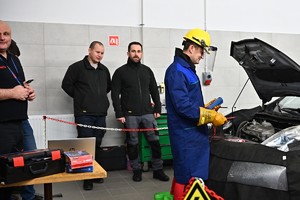 Osoby podczas szkolenia