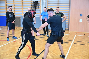 Funkcjonariusze podczas szkolenia