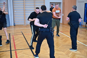 Funkcjonariusze podczas szkolenia