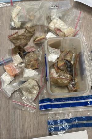 Zabezpieczone przez policjantów narkotyki