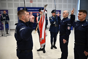 Policjanci podczas ślubowania