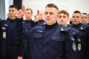 Policjanci podczas ślubowania