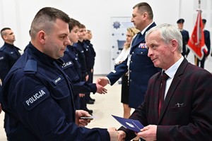 Policjanci podczas ślubowania