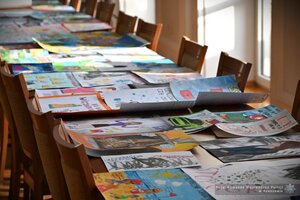 Prace z konkursu plastycznego pn. „Bezpieczne Wakacje 2025”