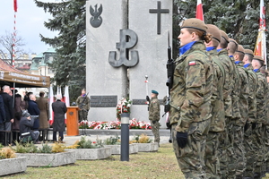 Uczestnicy obchodów Narodowego Dnia Pamięci Żołnierzy Armii Krajowej