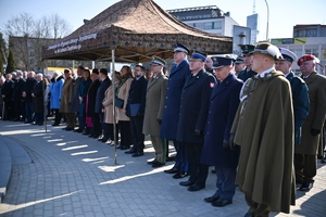 Uczestnicy obchodów Narodowego Dnia Pamięci Żołnierzy Wyklętych w Rzeszowie
