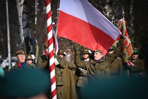 Uczestnicy obchodów Narodowego Dnia Pamięci Żołnierzy Wyklętych w Rzeszowie