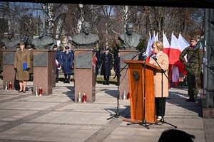 Uczestnicy obchodów Narodowego Dnia Pamięci Żołnierzy Wyklętych w Rzeszowie