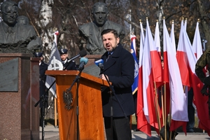 Uczestnicy obchodów Narodowego Dnia Pamięci Żołnierzy Wyklętych w Rzeszowie