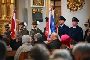 Uczestnicy obchodów Narodowego Dnia Pamięci Żołnierzy Wyklętych w Rzeszowie