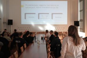 Uczestnicy podczas szkolenia z zakresu zagadnień praw człowieka