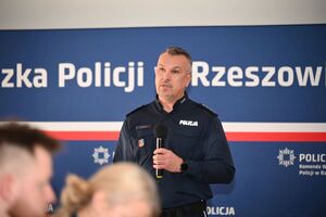 Funkcjonariusze podczas doskonalenia