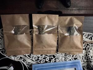 Substancje zabezpieczone przez policjantów i funkcjonariuszy KAS