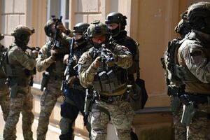 Policjanci podczas szkolenia